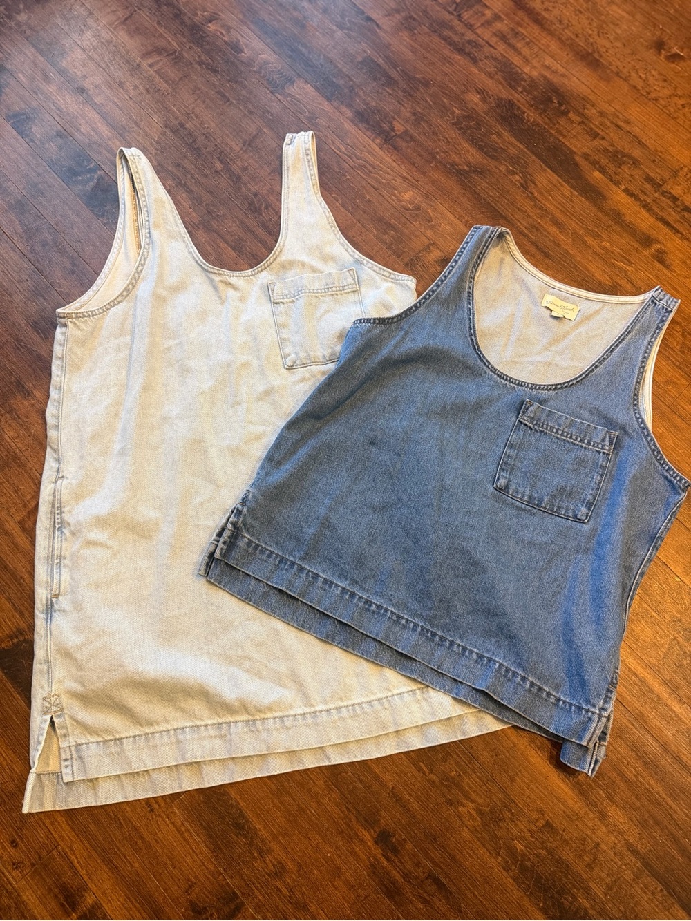 Denim Pocket Tank Tops Lot Medium Light & Dark Wash Chambray Universal Thread